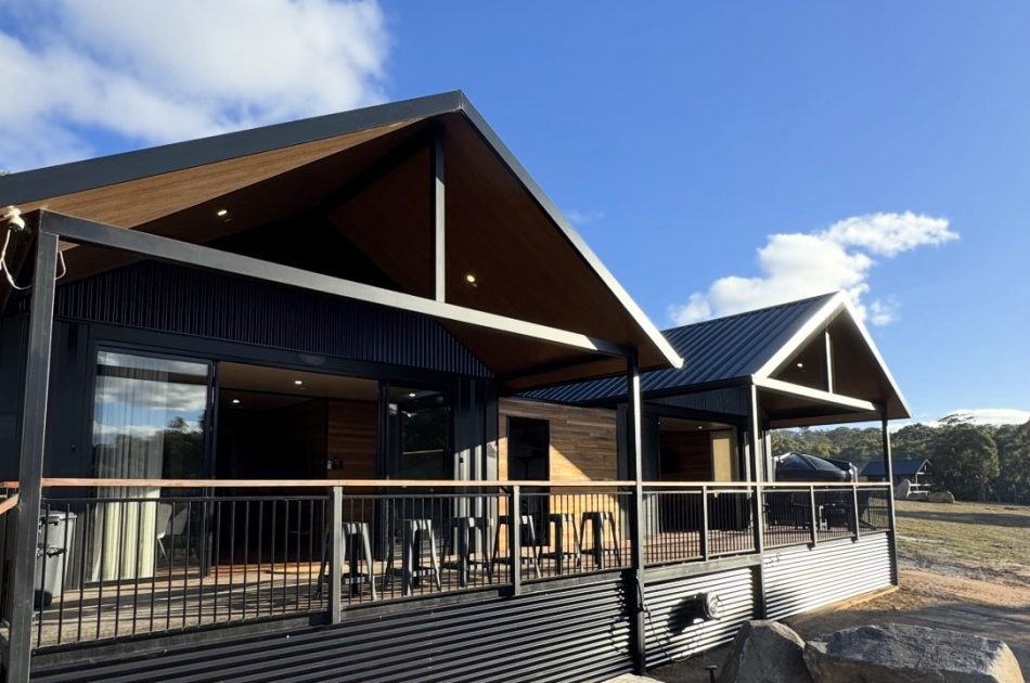 Boulder Ridge Tenterfield container home exterior, built by Container Build Group