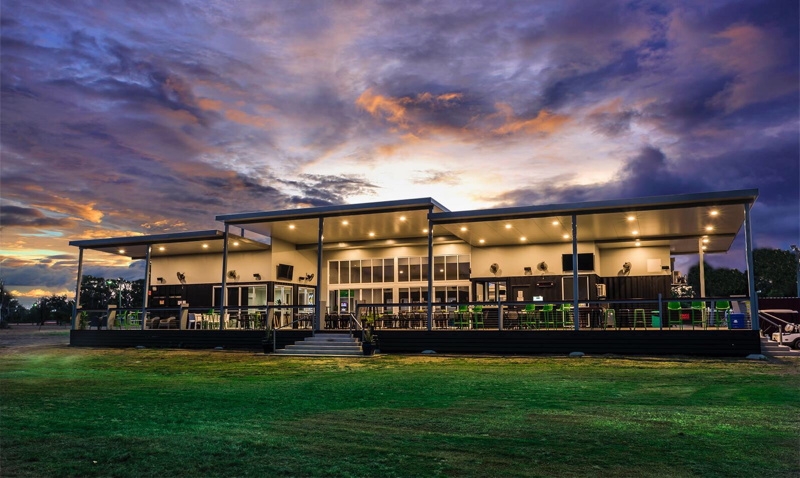 Exterior of Middlemount Golf Club container clubhouse by Container Build Group