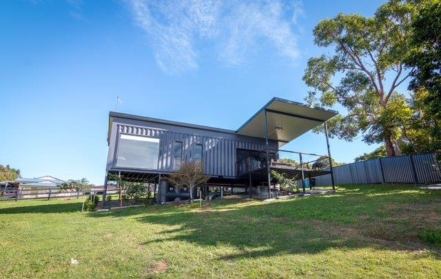 The Lennox modular container home exterior